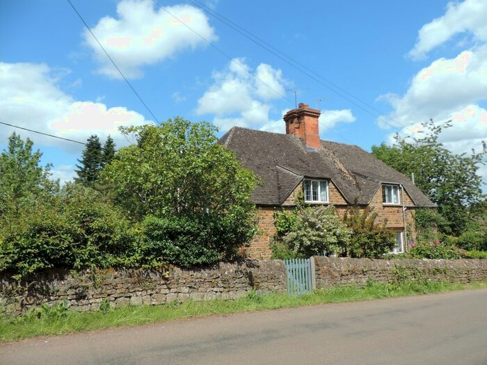 3 Bedroom Cottage To Rent In Shenington, Banbury, OX15