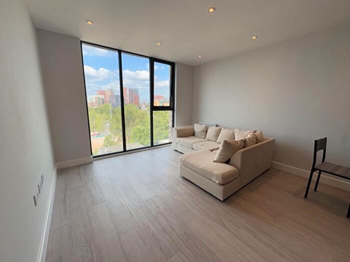 2 Bedroom Apartment To Rent In Oldfield Road, Manchester, Greater Manchester, M5
