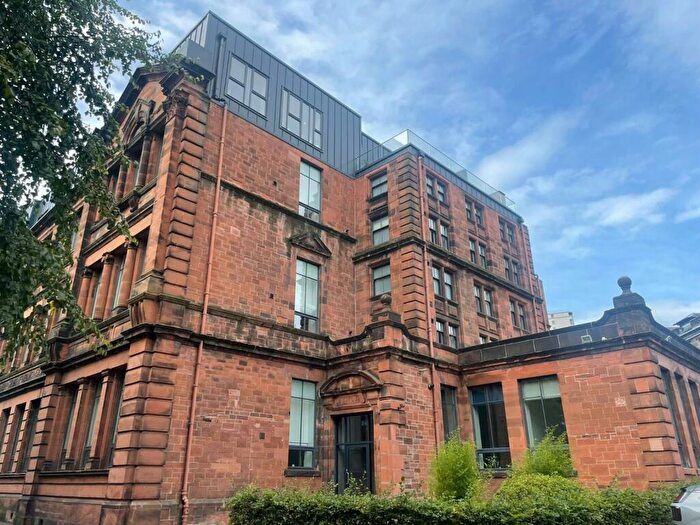 2 Bedroom Duplex To Rent In Broomhill Avenue, Glasgow, G11