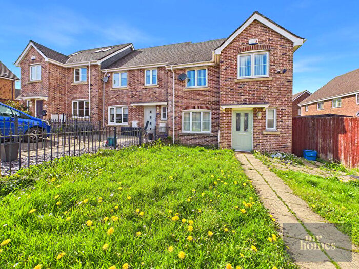 3 Bedroom End Of Terrace House For Sale In Heol Yr Odyn, Caerau, Cardiff, CF5
