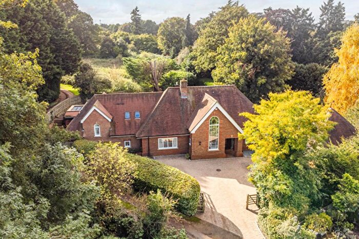 5 Bedroom Detached House For Sale In Stevenage Road, Little Wymondley, Hitchin, SG4