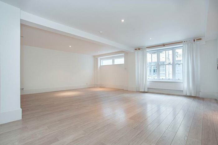 4 Bedroom Terraced House To Rent In Burdett Mews, Belsize Village, NW3