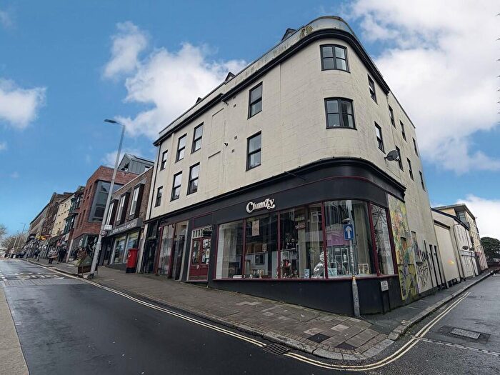 1 Bedroom Apartment To Rent In King Street, Exeter, EX1