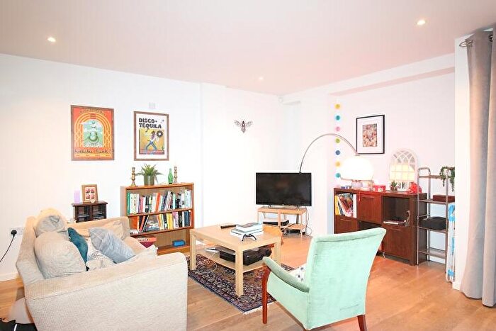 1 Bedroom Apartment For Sale In Castlegate, Chester Road Manchester, M15