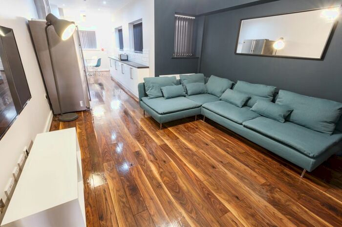 6 Bedroom Terraced House To Rent In Holt Road, Liverpool, L7