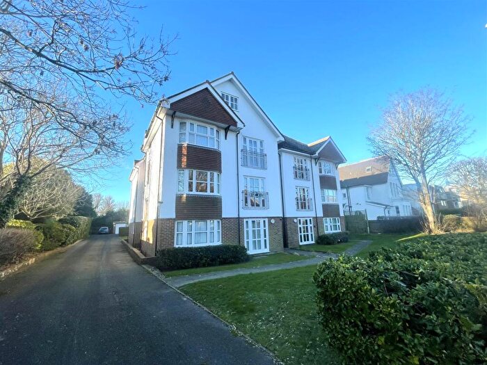 2 Bedroom Flat To Rent In Mill Road, Eastbourne, BN21