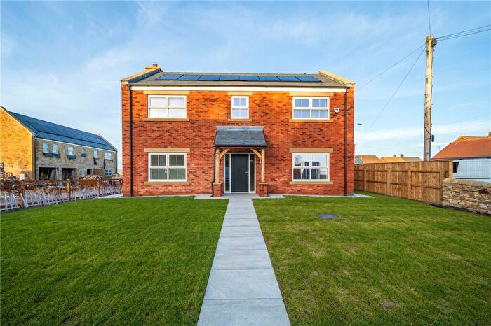 4 Bedroom Detached House For Sale In Whitehouse Farm, Bearpark, Durham, DH7
