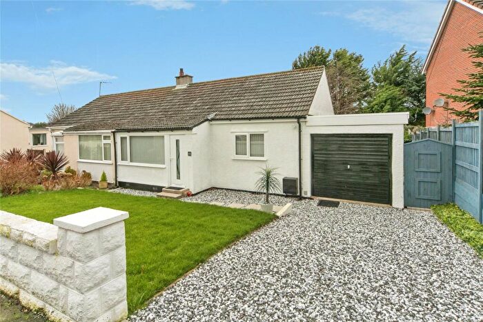 2 Bedroom Bungalow For Sale In Cae Coed, Llandudno Junction, Conwy, LL31