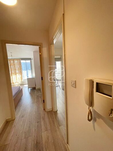 2 Bedroom Flat To Rent In Adagio Point, SE8