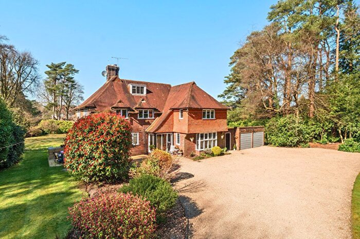5 Bedroom Detached House For Sale In Tilford Road, Hindhead, GU26