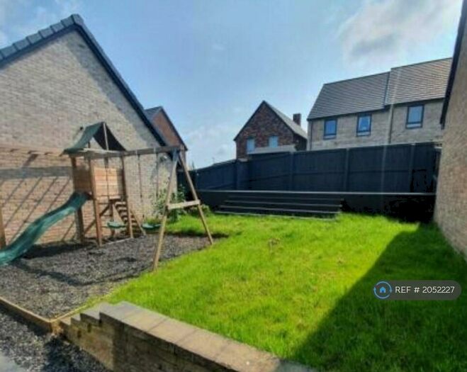 5 Bedroom Detached House To Rent In Harriets Heights, Blackburn, BB2