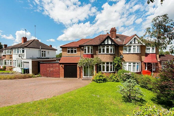 5 Bedroom House For Sale In Alverstone Road, Wembley, HA9