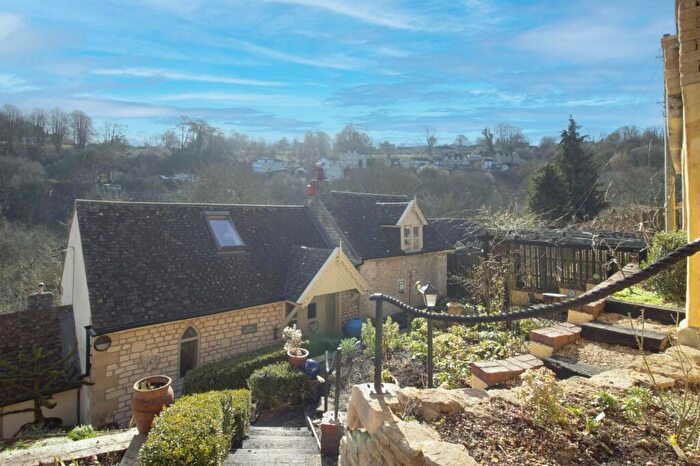 3 Bedroom Detached House For Sale In Beech Knapp, Burleigh, Stroud, Gloucestershire, GL5