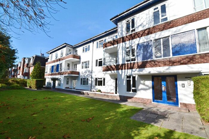 2 Bedroom Flat To Rent In Westbourne, BH4