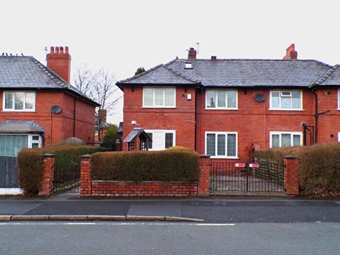 3 Bedroom Semi Detached House For Sale In Rose Bank Road, Newton Heath, Manchester, M40