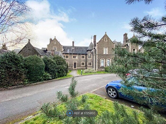 1 Bedroom Flat To Rent In Stoneleigh Manor, Stoneygate Leicester, LE2