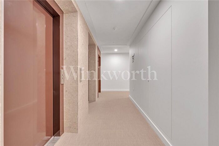 2 Bedroom Apartment To Rent In Ribbon Lane, London, NW2