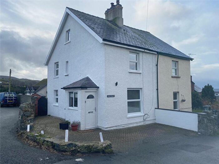 3 Bedroom Semi-Detached House For Sale In Mount Road, Llanfairfechan, Conwy, LL33