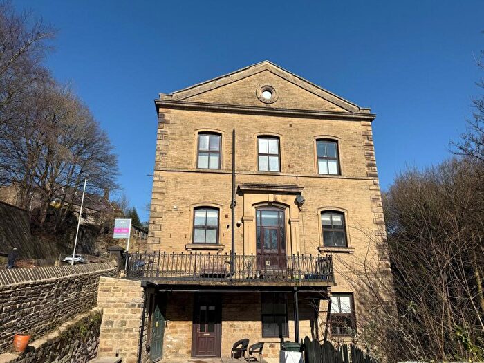 2 Bedroom Flat For Sale In Butler Lane, Baildon, Shipley, BD17