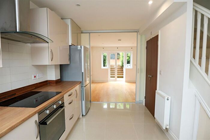 2 Bedroom Terraced House To Rent In Fellows Road, Hastings, TN34