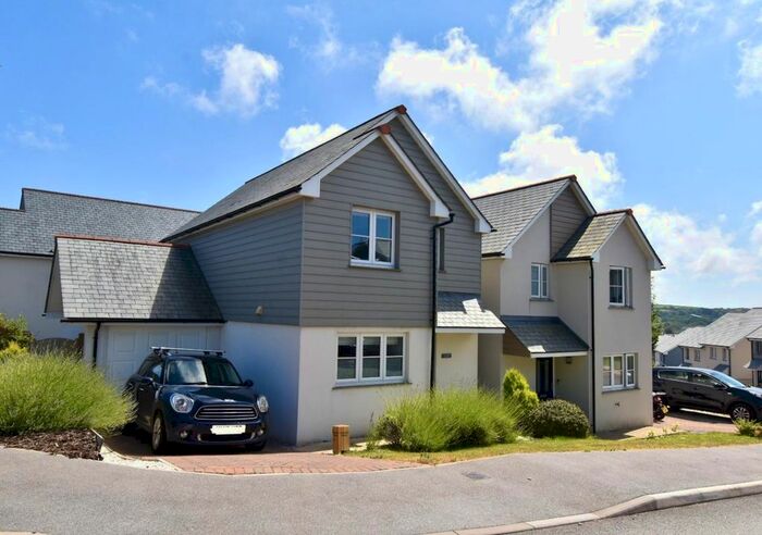 3 Bedroom Detached House For Sale In Chandler Park, Penryn, TR10