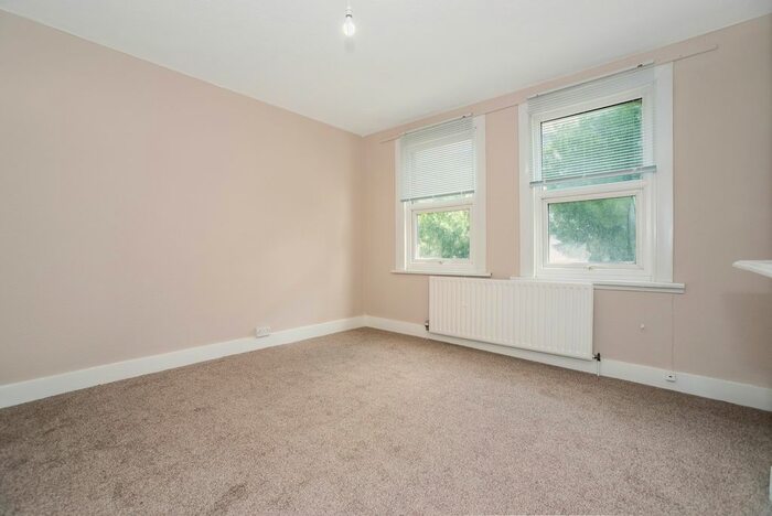 Property To Rent In Frith Road, Croydon, CR0