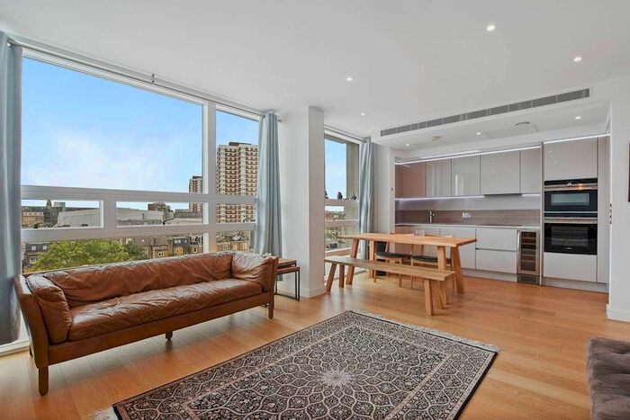 2 Bedroom Flat To Rent In Holland Park Avenue, London, W11