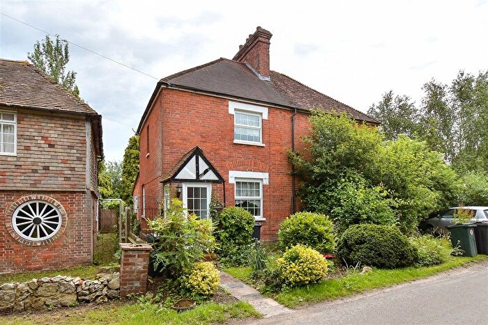 2 Bedroom Semi Detached House For Sale In Worten Cottage, Great Chart, Kent, TN23