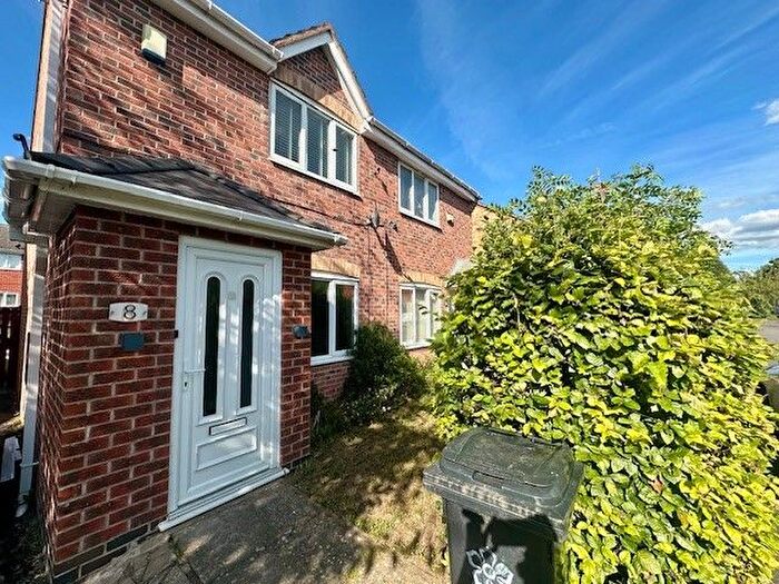 2 Bedroom Semi-Detached House To Rent In Grange Close, Leicester, LE2