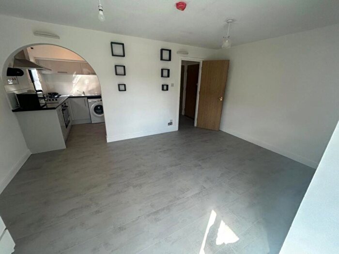 Flat For Sale In Farley Road, Gravesend, Kent, DA12