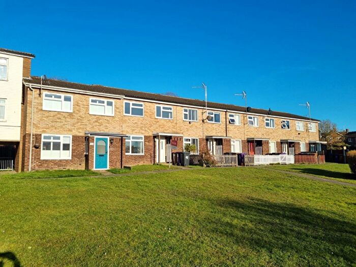 3 Bedroom Terraced House For Sale In Maylin Close, Hitchin, Hertfordshire, SG4