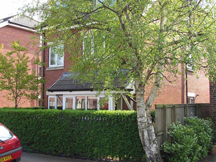 2 Bedroom Flat To Rent In Provender Close, Broadheath, Altrincham, WA14