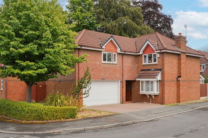 4 Bedroom Detached House For Sale In Mersey Meadows, Didsbury, M20