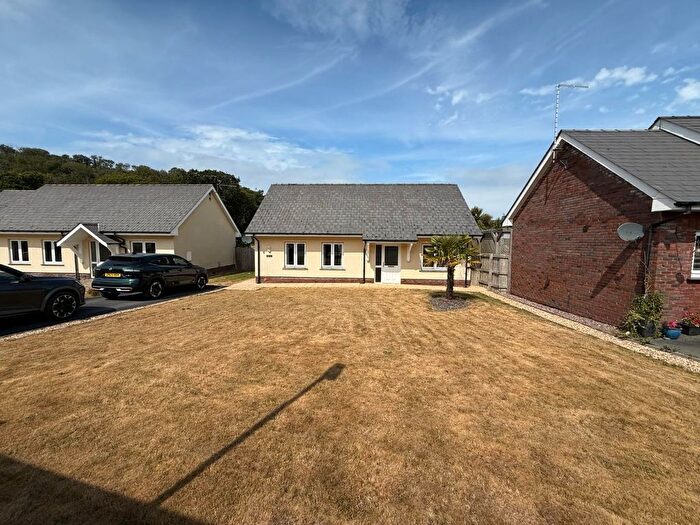 3 Bedroom Bungalow For Sale In Dolphin Court, New Quay, SA45