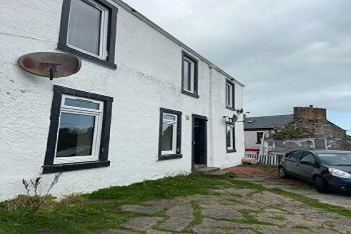 1 Bedroom Flat To Rent In Montgomerieston Street, Kilbirnie, KA25