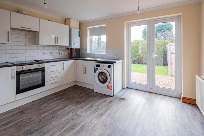 2 Bedroom End Of Terrace House To Rent In Luckington Road, Bristol, BS7