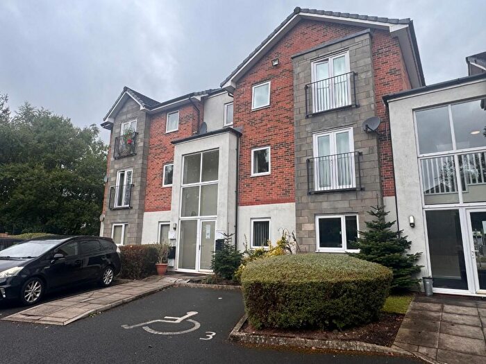 2 Bedroom Flat For Sale In Newbridge Close, Radcliffe, M26