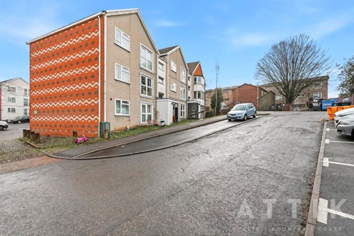 2 Bedroom Flat For Sale In St. Leonards Road, Norwich, NR1
