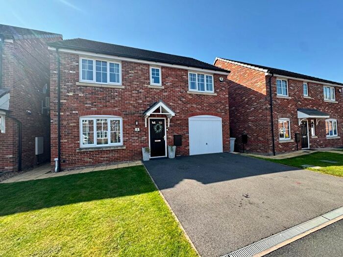 5 Bedroom Detached House For Sale In Higher Green Road, Holmes Chapel, CW4