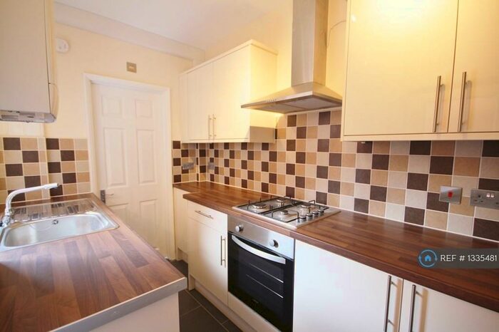 4 Bedroom Terraced House To Rent In Bruce Street, Leicester, LE3