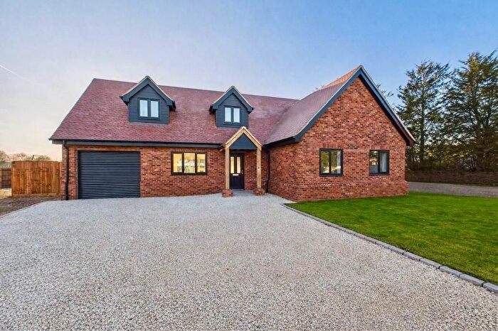4 Bedroom Detached House For Sale In Northlands Approach, Langdon Hills, Basildon, Essex, SS16