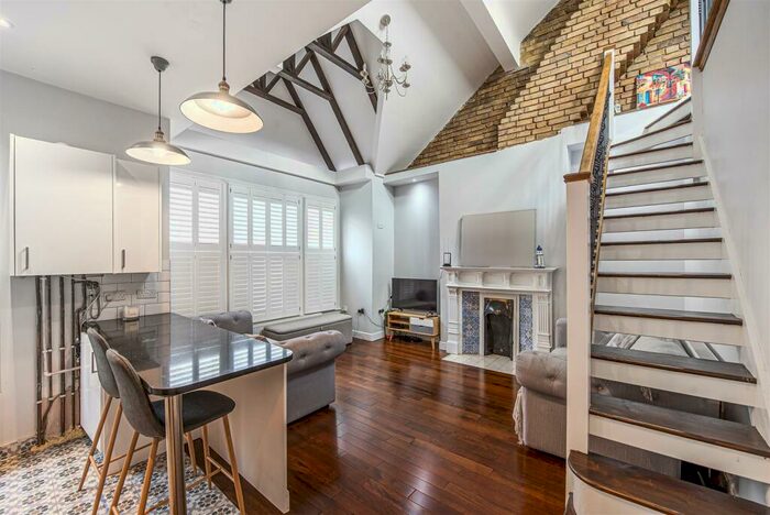 3 Bedroom Flat To Rent In Lushington Road, London, NW10