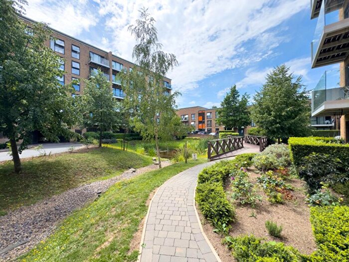 2 Bedroom Flat To Rent In Zodiac Close, Aquarius Court, HA8