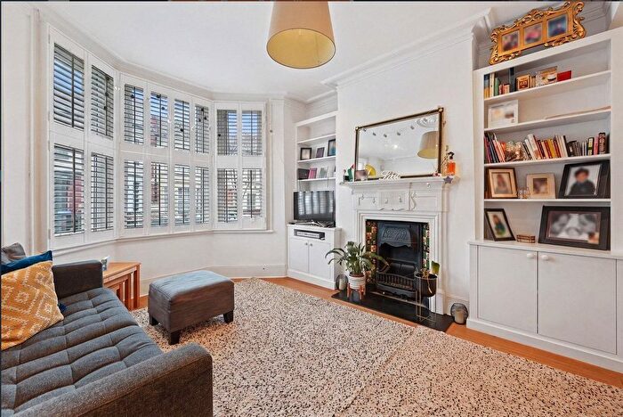 3 Bedroom Terraced House For Sale In Gowan Road, London, NW10