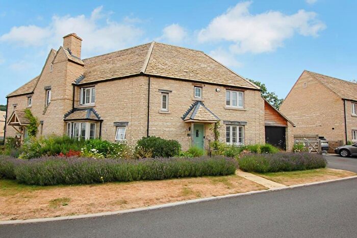 4 Bedroom Semi-Detached House To Rent In Field View Lane, Witcombe, Gloucester, GL3