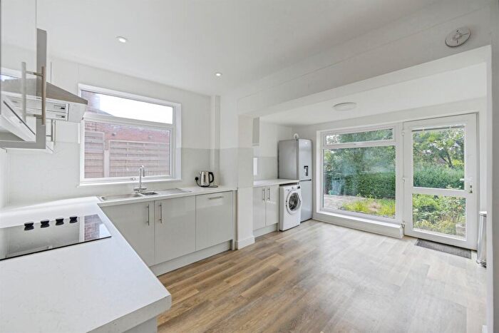 2 Bedroom Detached Bungalow For Sale In Crabtree Close, Allestree, Derby, DE22