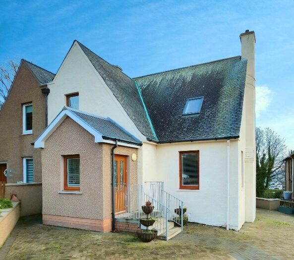 3 Bedroom Semi-Detached House To Rent In Strathmore Street, Kinghorn, Burntisland, KY3
