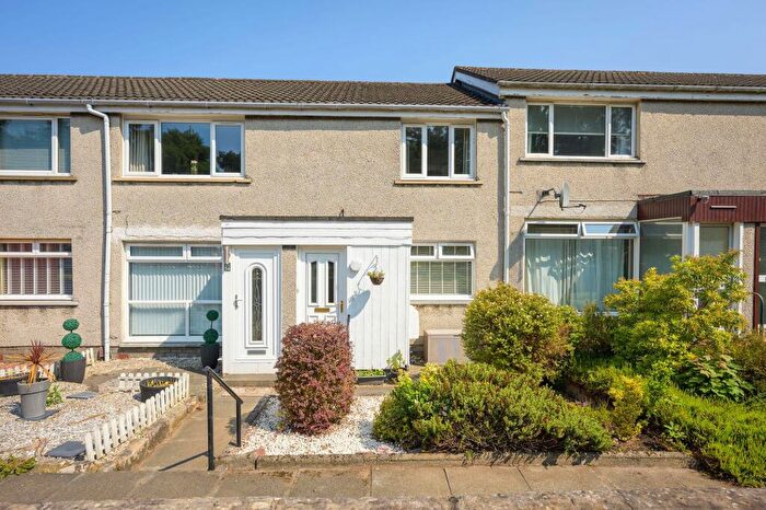 2 Bedroom Flat For Sale In Polmont Park, Polmont, FK2