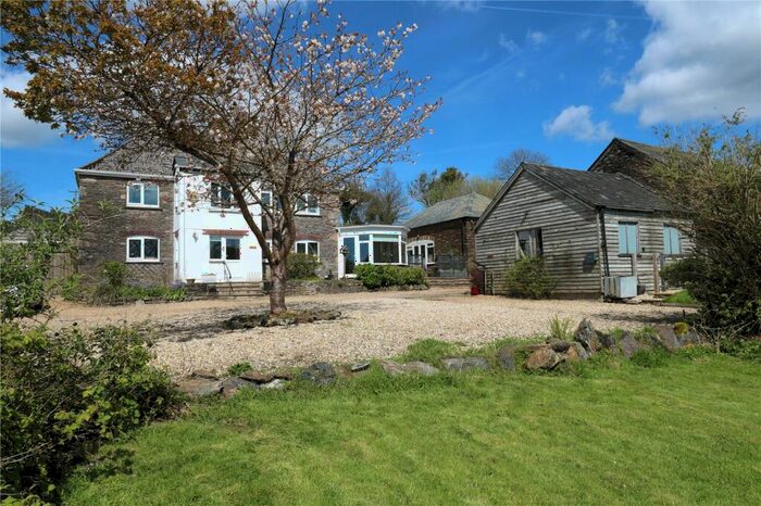 4 Bedroom Detached House For Sale In Yelverton, Devon, PL20