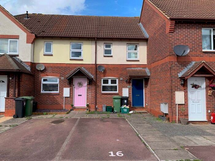 2 Bedroom Terraced House To Rent In Honeysuckle Close, Bristol, BS32